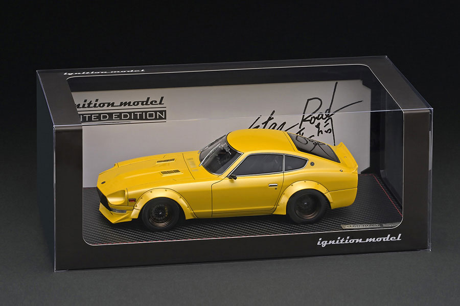IG3109 1/18 Nissan Fairlady Z (S30) STAR ROAD Yellow Metallic With