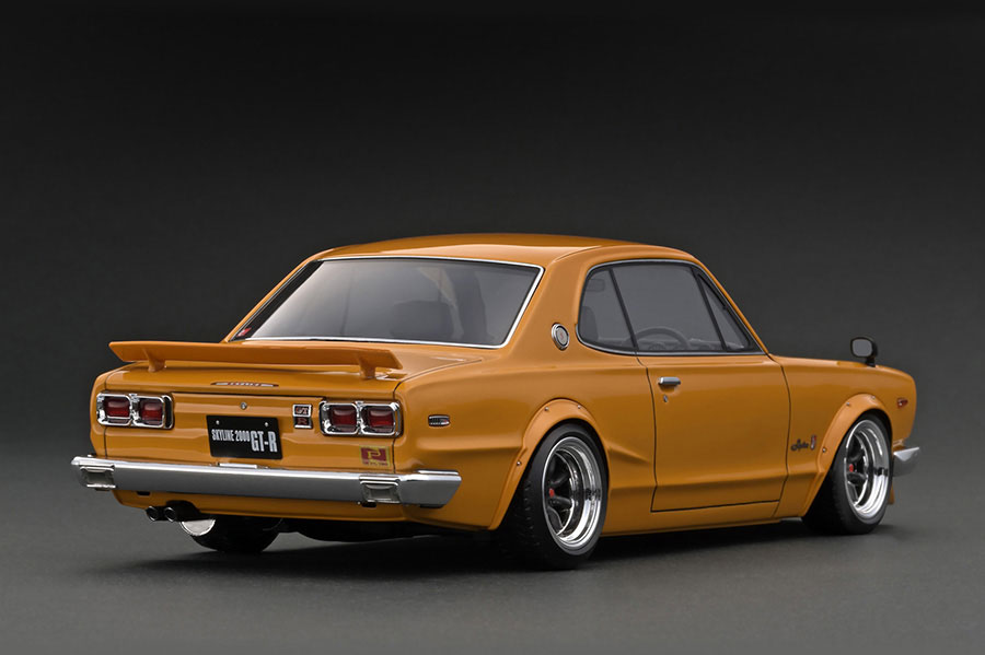 IG3237 1/18 Nissan Skyline 2000 GT-R (KPGC10) Brown | LINE UP