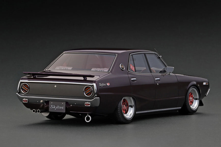 IG3270 1/18 Nissan Skyline 2000 GT-X (GC110) Purple | LINE UP