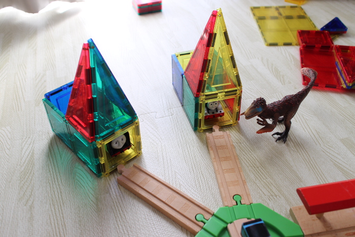 新マグビルドを使い倒す！ピタゴラスより良さげな知育マグネット