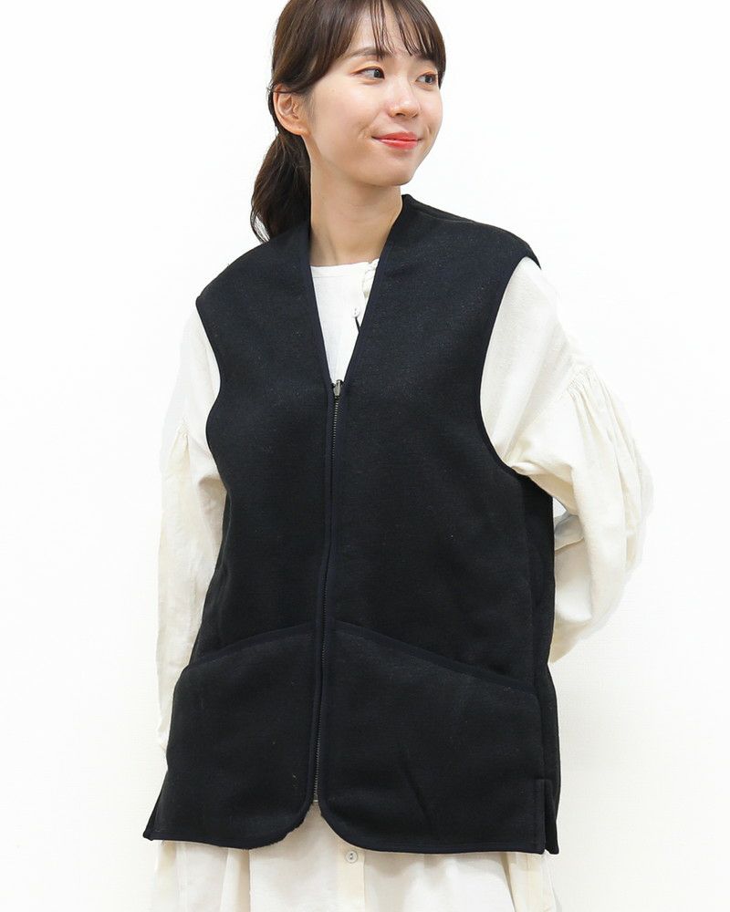 Barbour］WARM PILE ZIP-IN LINERベスト ブラック／バブアー ｜オン