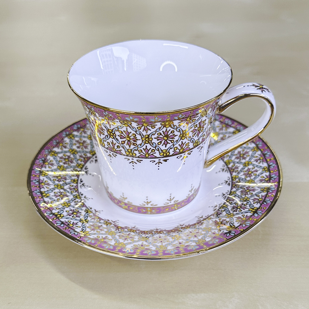 ベンジャロン焼き】カップ＆ソーサー プリンセス：ピンク / アジアン