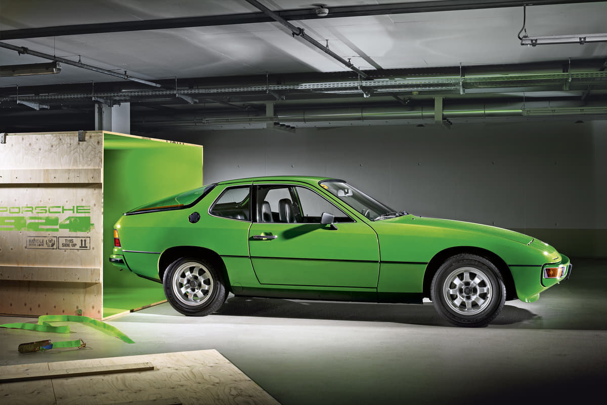 プアマンズポルシェの渾名は人気がゆえの嫉妬か！ 初代「Z」と「RX-7