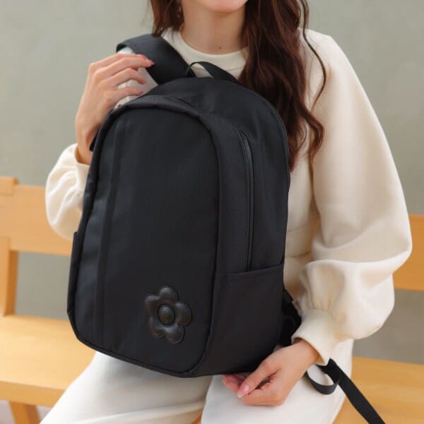 デイジーパッチライト リュック | マリークワント(MARY QUANT