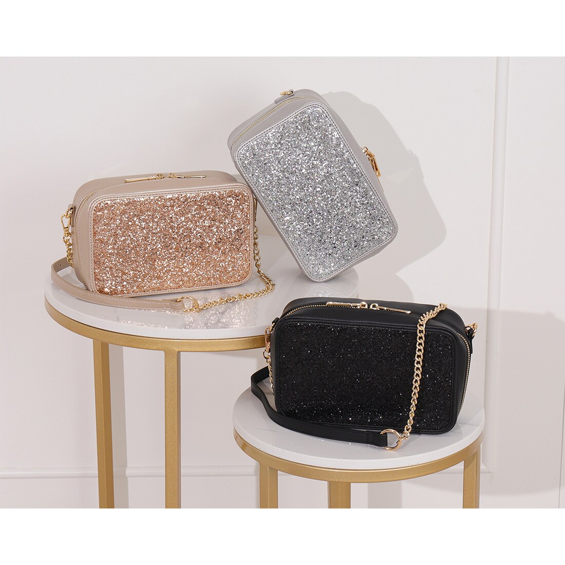 グリッターショルダーバッグ | アルテミス by ダイアナ(artemis by