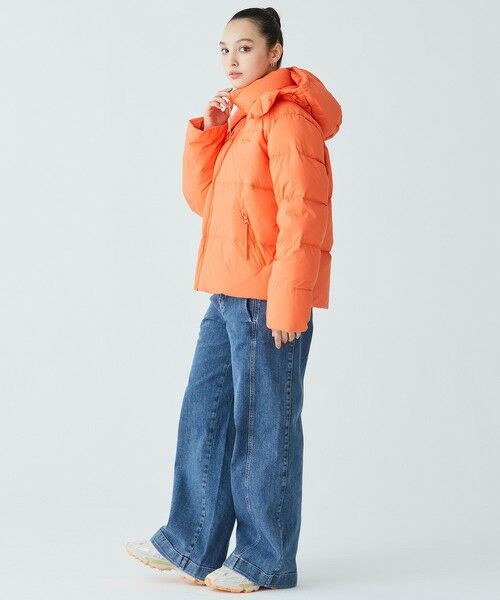 セール】 ウィメンズ ボリュームハイネック ナイロンショート ダック