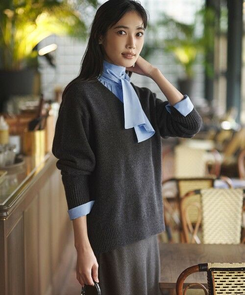 見上愛さんコラボカラー/VERY・GISELe掲載】カシミヤブレンド Vネック