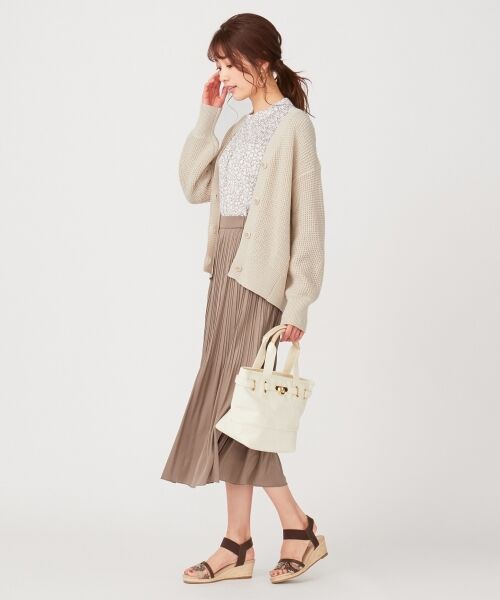 セール】 【美人百花3月号掲載】シャーリングポイント ブラウス