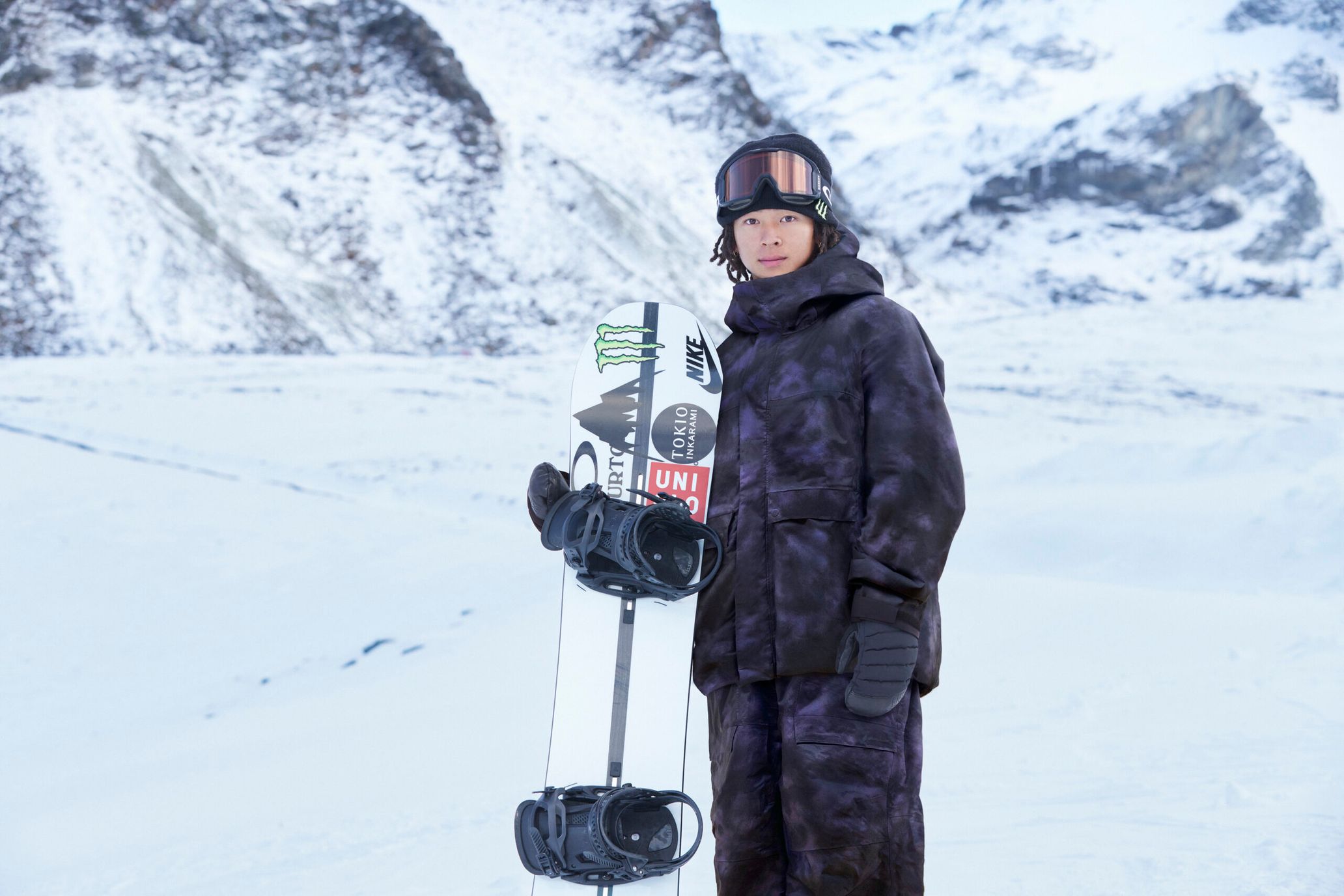 平野歩夢と「ユニクロ」が共同開発したスノボウェアの2022年モデルが