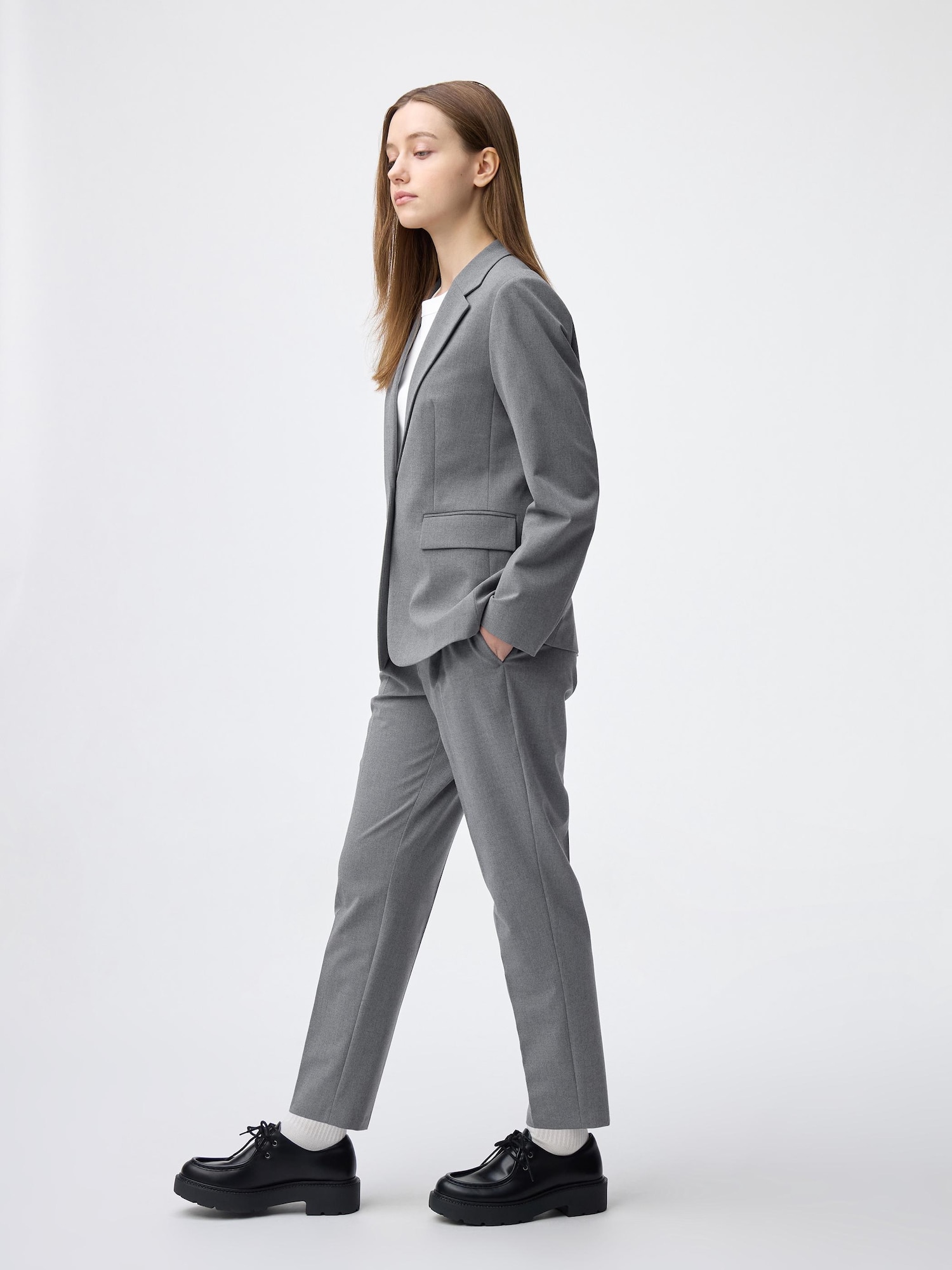 GU公式 | ウォッシャブルテーパードパンツZ(セットアップ可能)