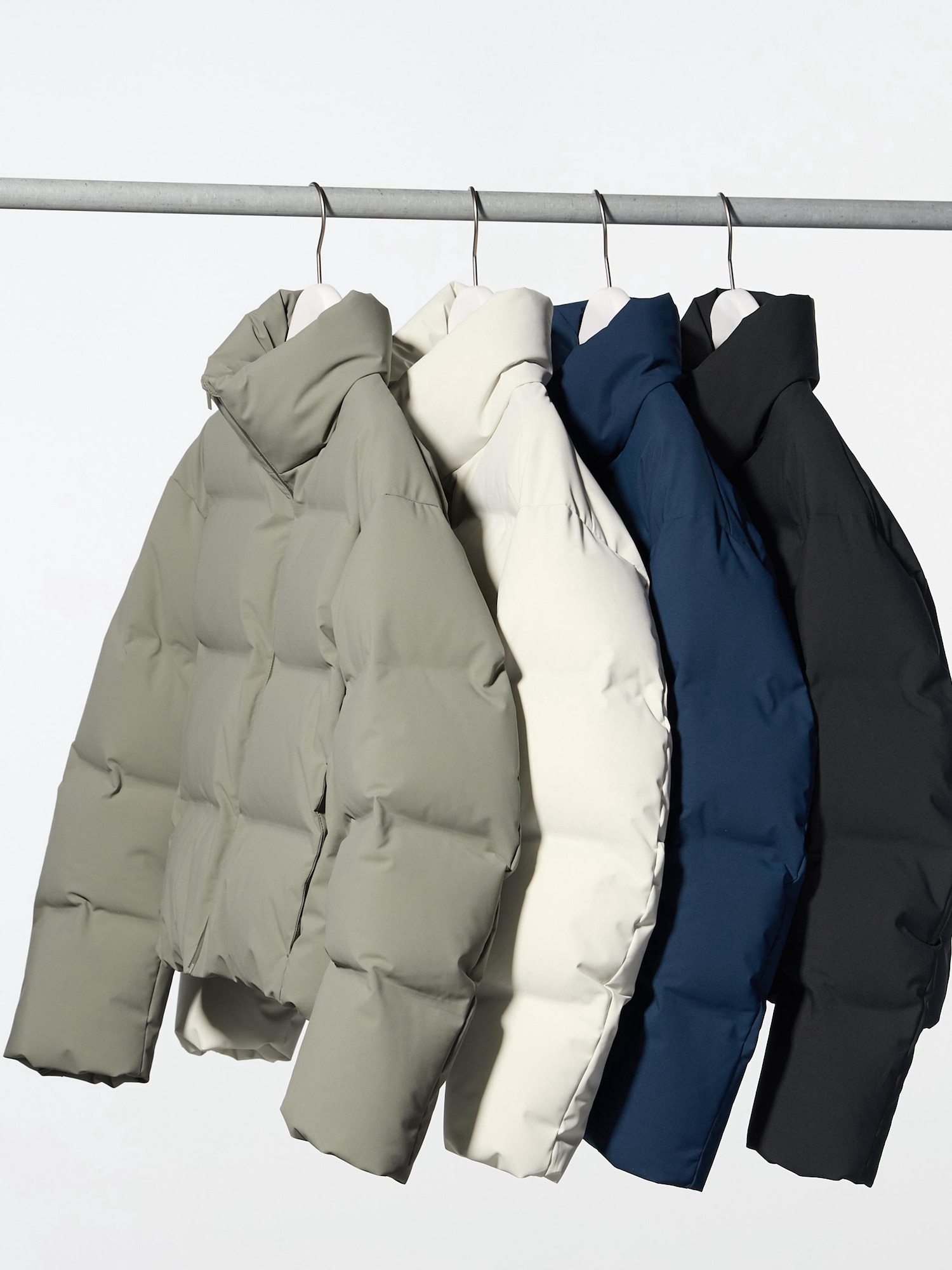 ユニクロ公式 | シームレスダウンショートジャケット