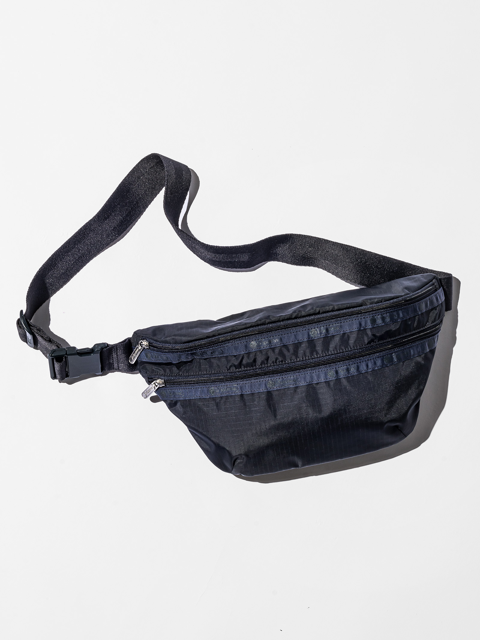 発見！夫婦で使える「シェアバッグ」の最適解3選 | VERY