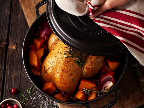 ヨドバシ.com - ストウブ STAUB ピコ ココット ラウンド 24cm チェリー