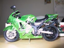 モンモデル 1/9 BMW R 18 CLASSIC (MARS RED) キットレビュー