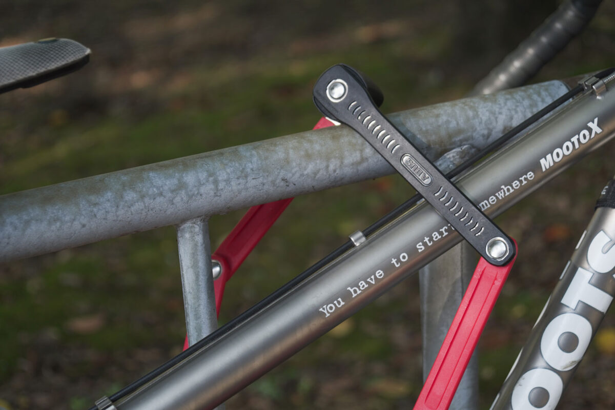 自転車を盗られたくない!! 正しい鍵の選び方 - ABUS アブス 公式サイト