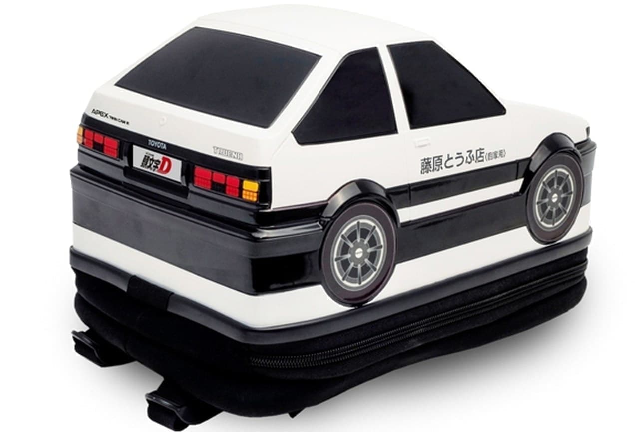 頭文字D』藤原とうふ店仕様のハチロクバックパック 数量限定で販売再開
