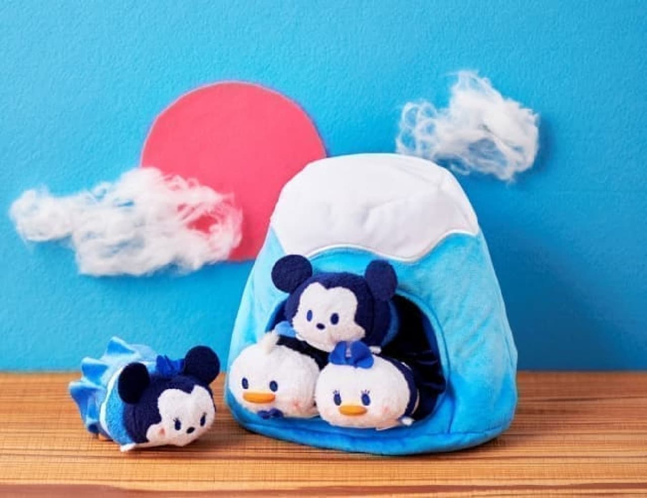 浮世絵風ミッキーや富士山モチーフの「ツムツム」も！「ショップ