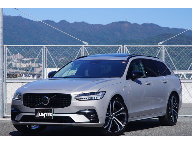 ボルボ V90 プラグインハイブリッドの価格・新型情報・グレード諸元