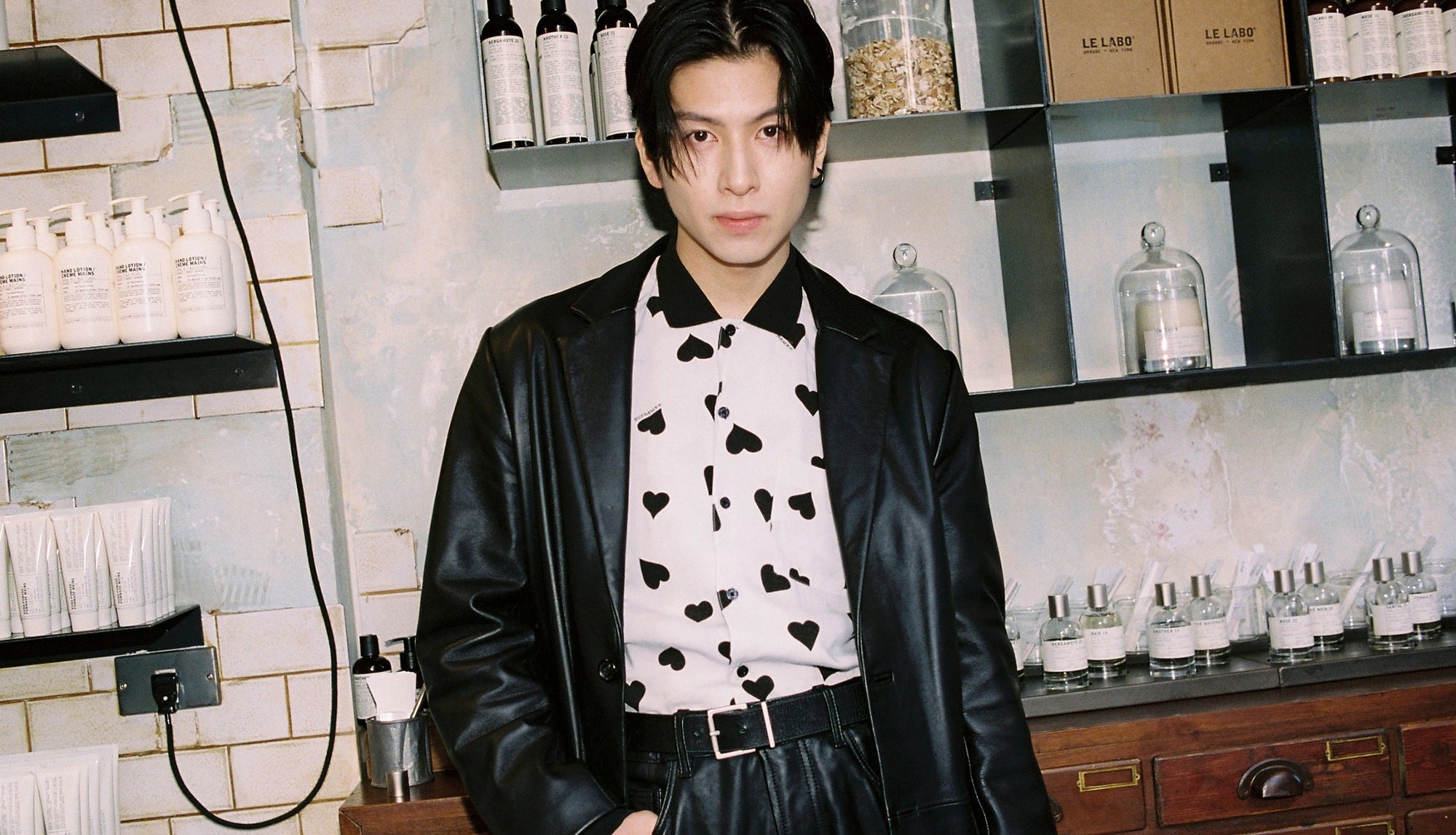 長谷川慎（THE RAMPAGE）×LE LABO／CARNICERIA｜ホリデーシーズンに