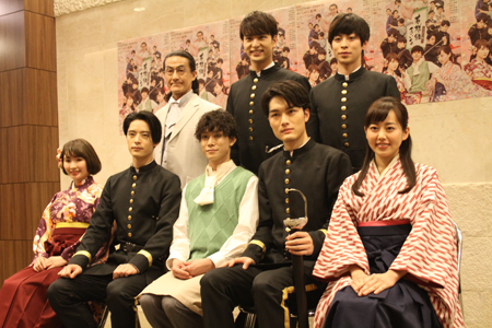 玉城裕規主演、あま～い舞台「若様組まいる～アイスクリン強し～」開幕