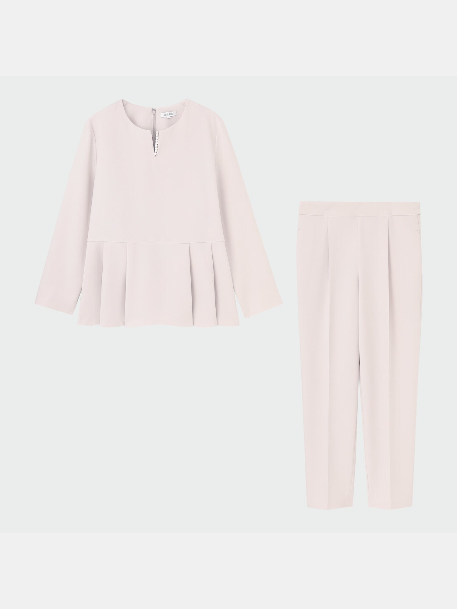 PLST(プラステ)公式 | フェイクパールブラウスパンツセットアップ（長袖）