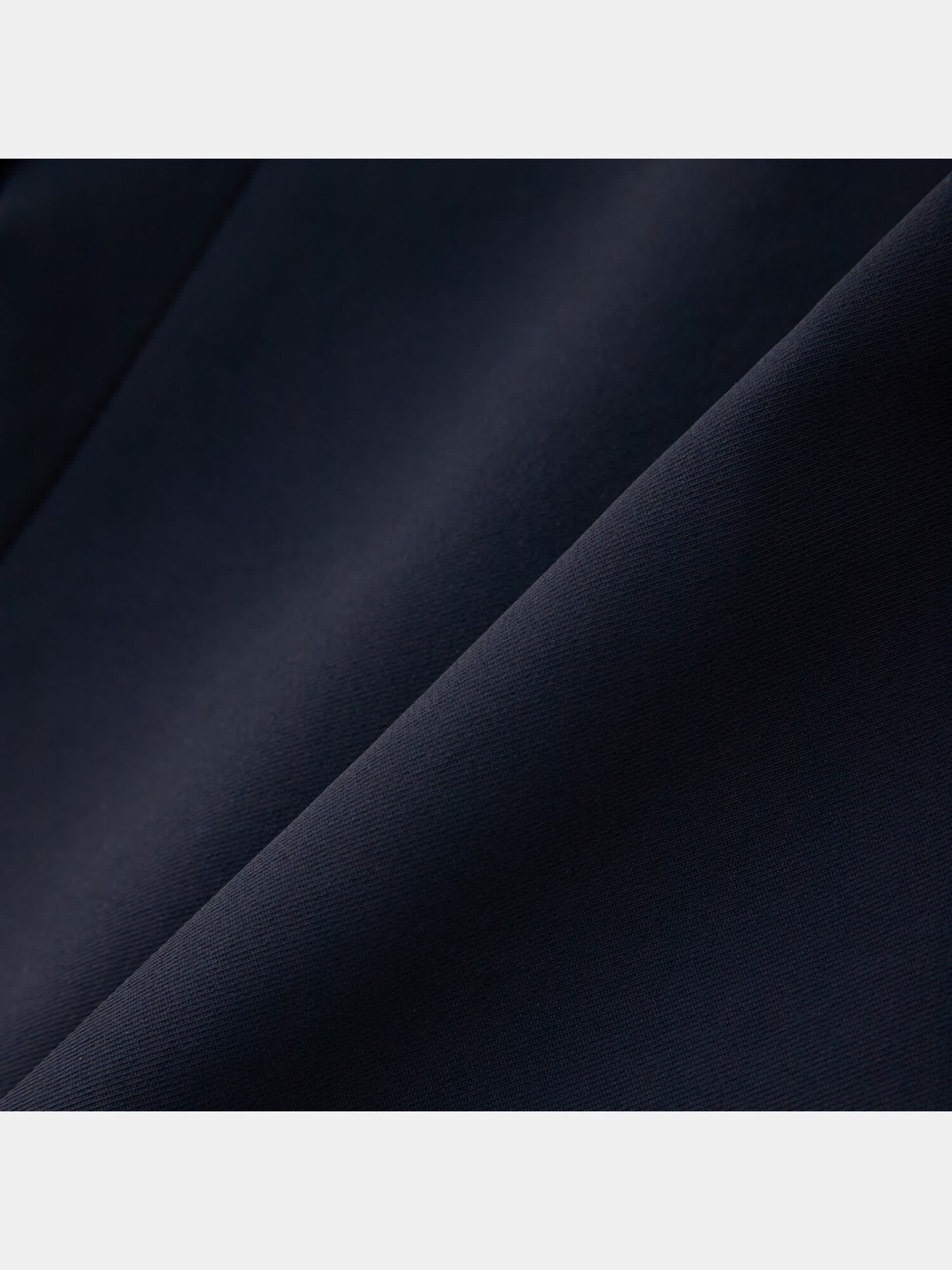 PLST(プラステ)公式 | コンフォートリュクステーパードパンツ