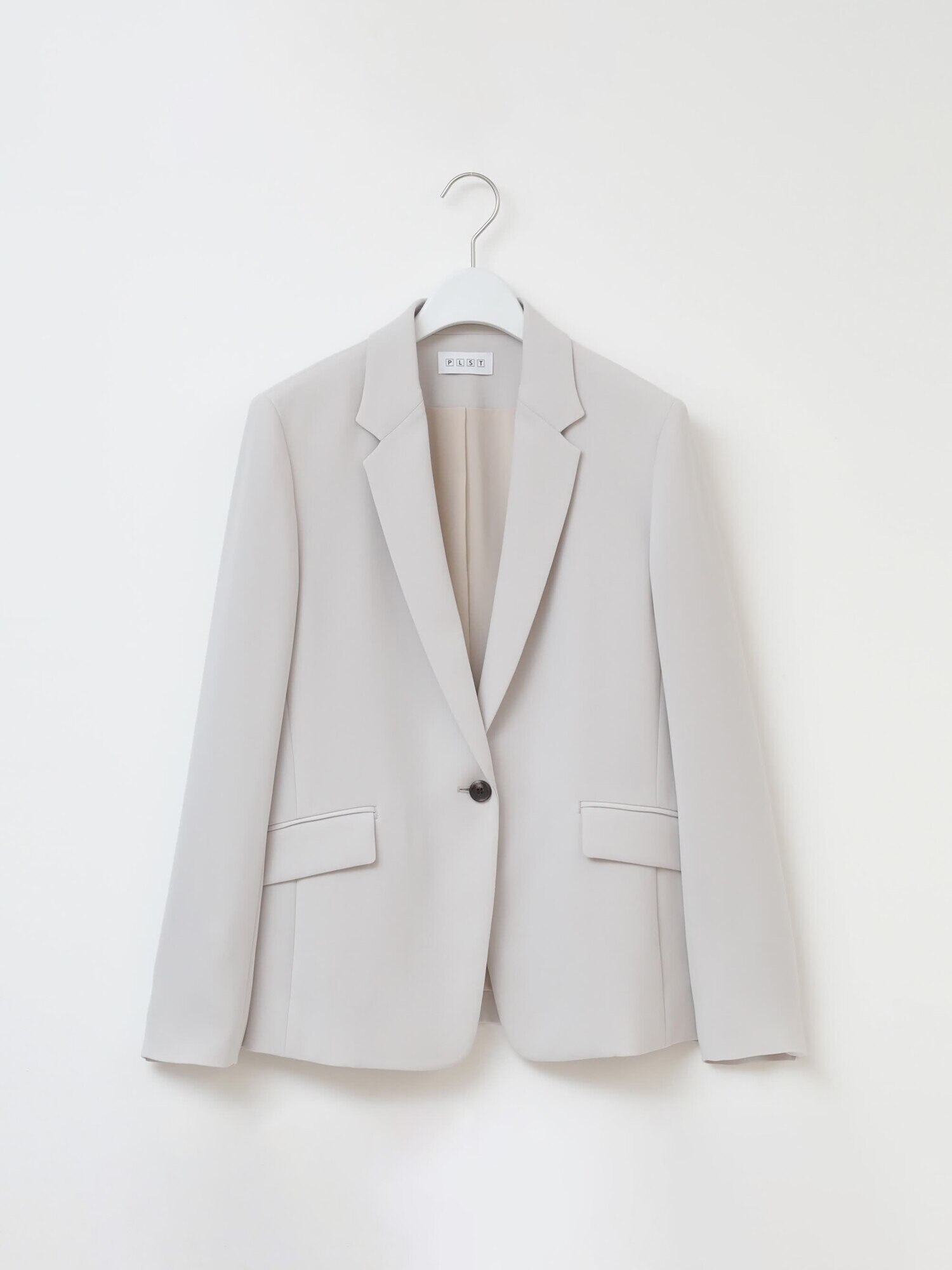 PLST(プラステ)公式 | トリアセブレンドテーラードジャケット