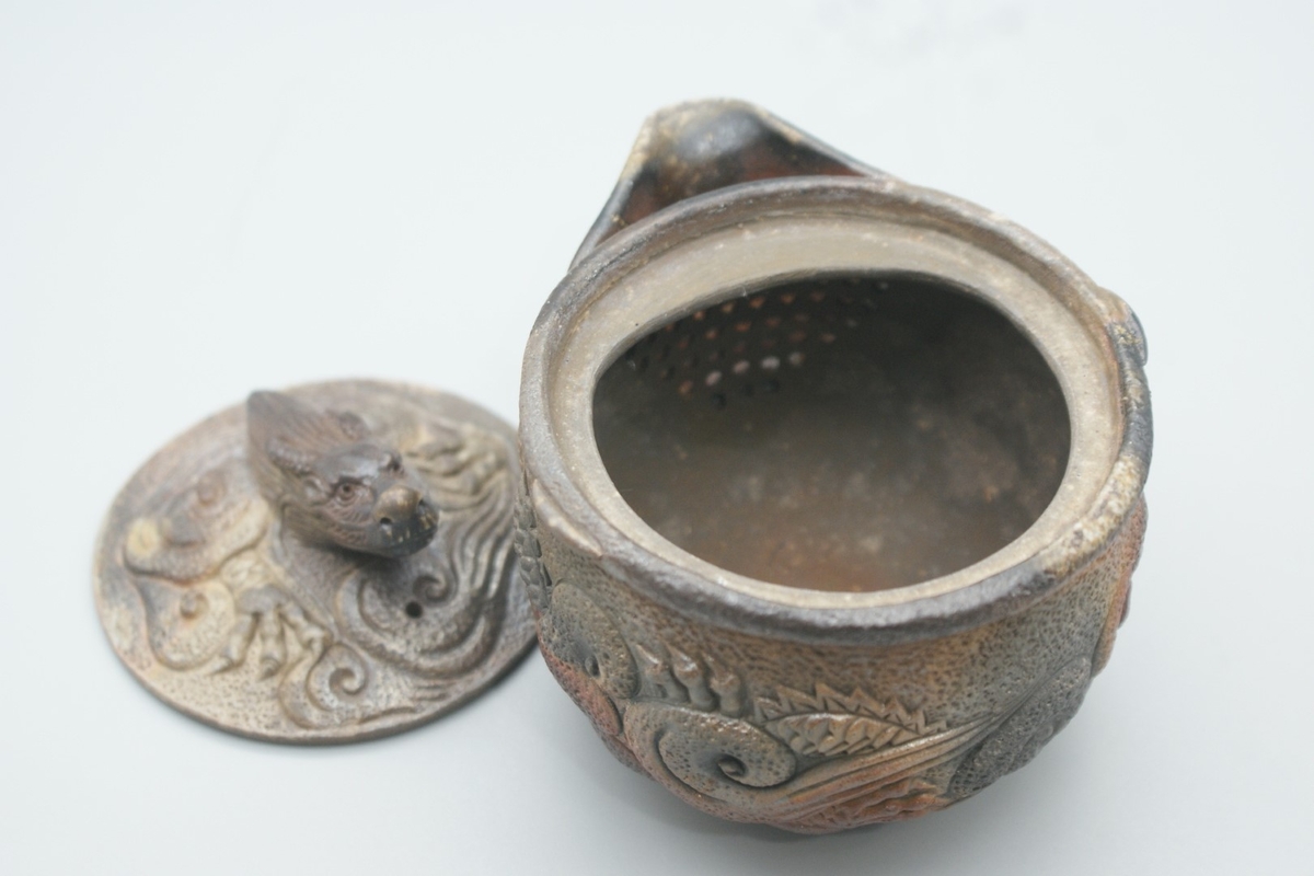 窯元 小西陶古 作 備前 宝瓶（龍） | 陶備堂オンラインショップ