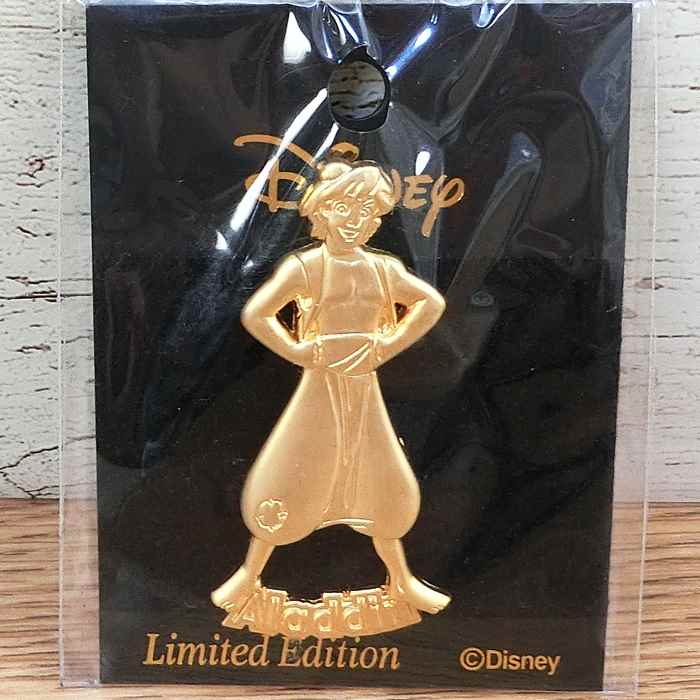 ディズニー 通販 ミッキー&パルズ 限定 ピンバッジ ゴールド シリーズ