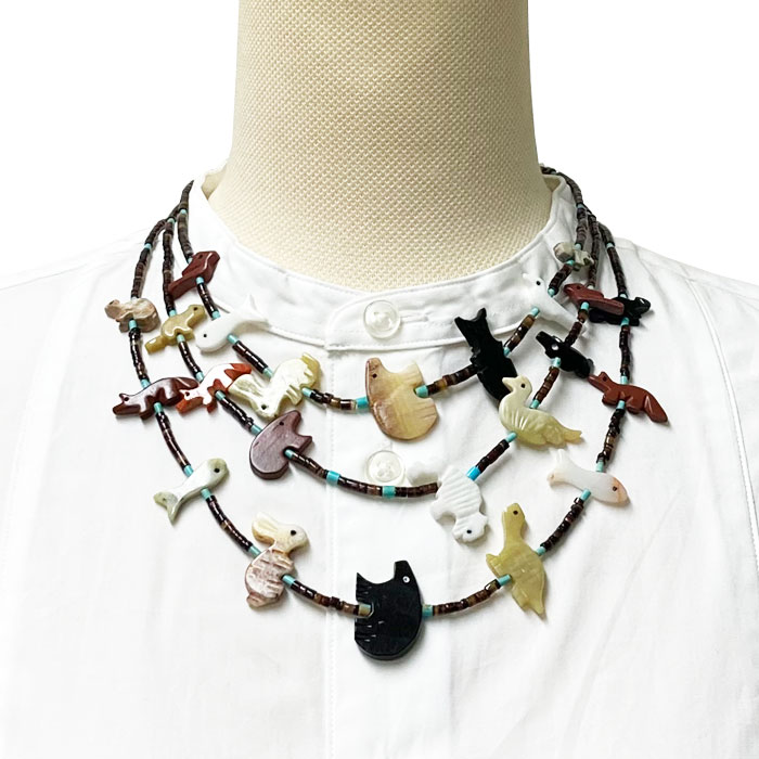 インディアンジュエリー ズニ族 3連 マルチストーン フェティシュ