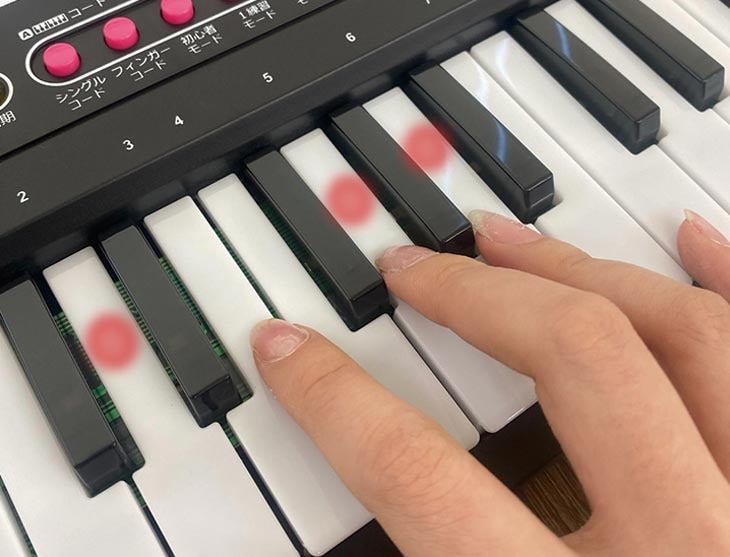 楽天市場】光る鍵盤 電子ピアノ キーボード ガイド機能付き ピアノ 61