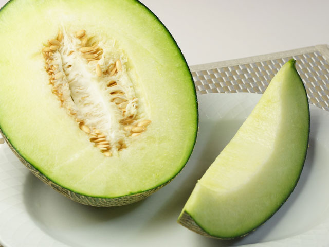 メロンなら お中元 ギフトに最適なメロン。糖度の高さとさっぱりした甘