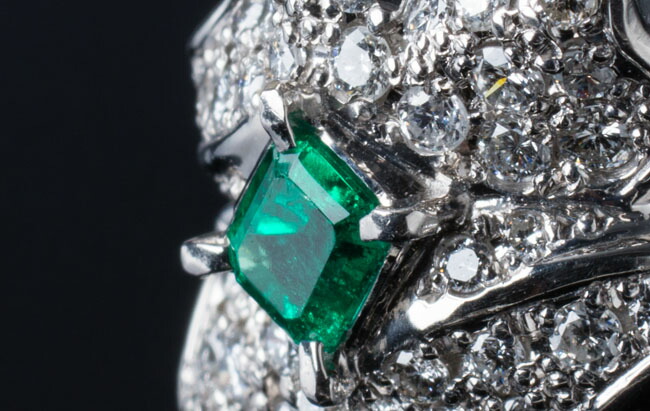 楽天市場】【ポイント5倍×5のつく日】 Pt900 エメラルド リング 指輪