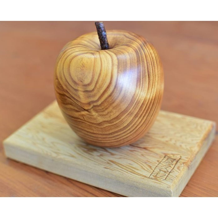 楽天市場】【ふるさと納税】屋久杉 リンゴの置物（台付き）＜島屋工房