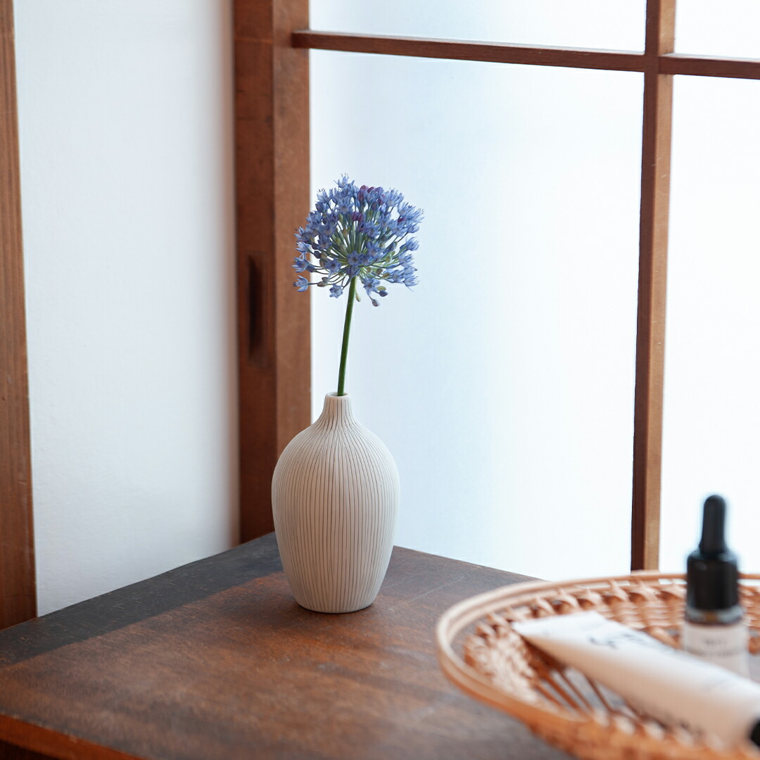 フラワーベース（リンドフォーム／LINDFORM） フリーデザイン ｜ 北欧