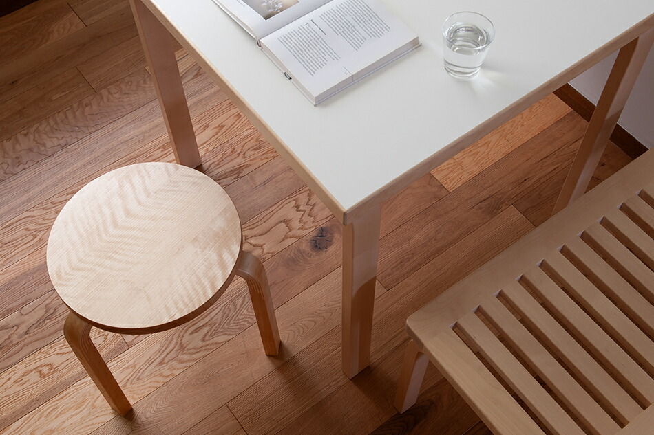 スツール 60 ロイム／コントラスティ 90周年限定モデル（アルテック