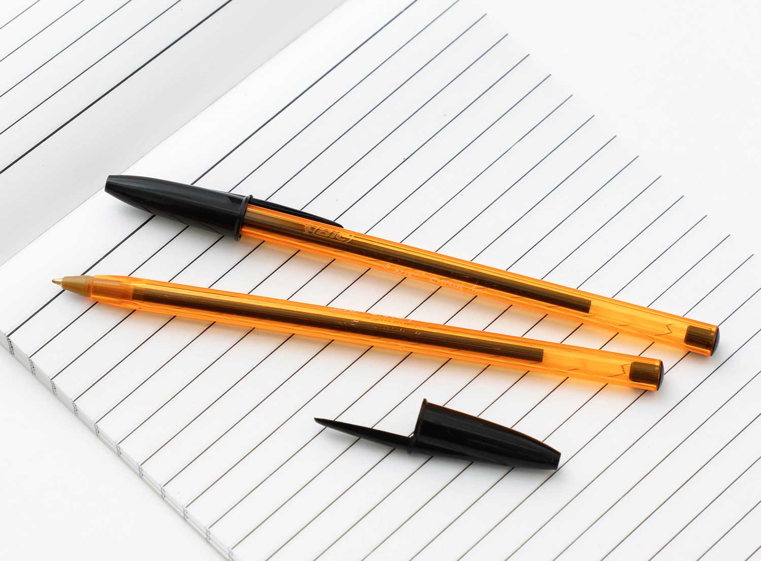 楽天市場】BIC ビック クリスタル オリジナル ファイン ボールペン 黒