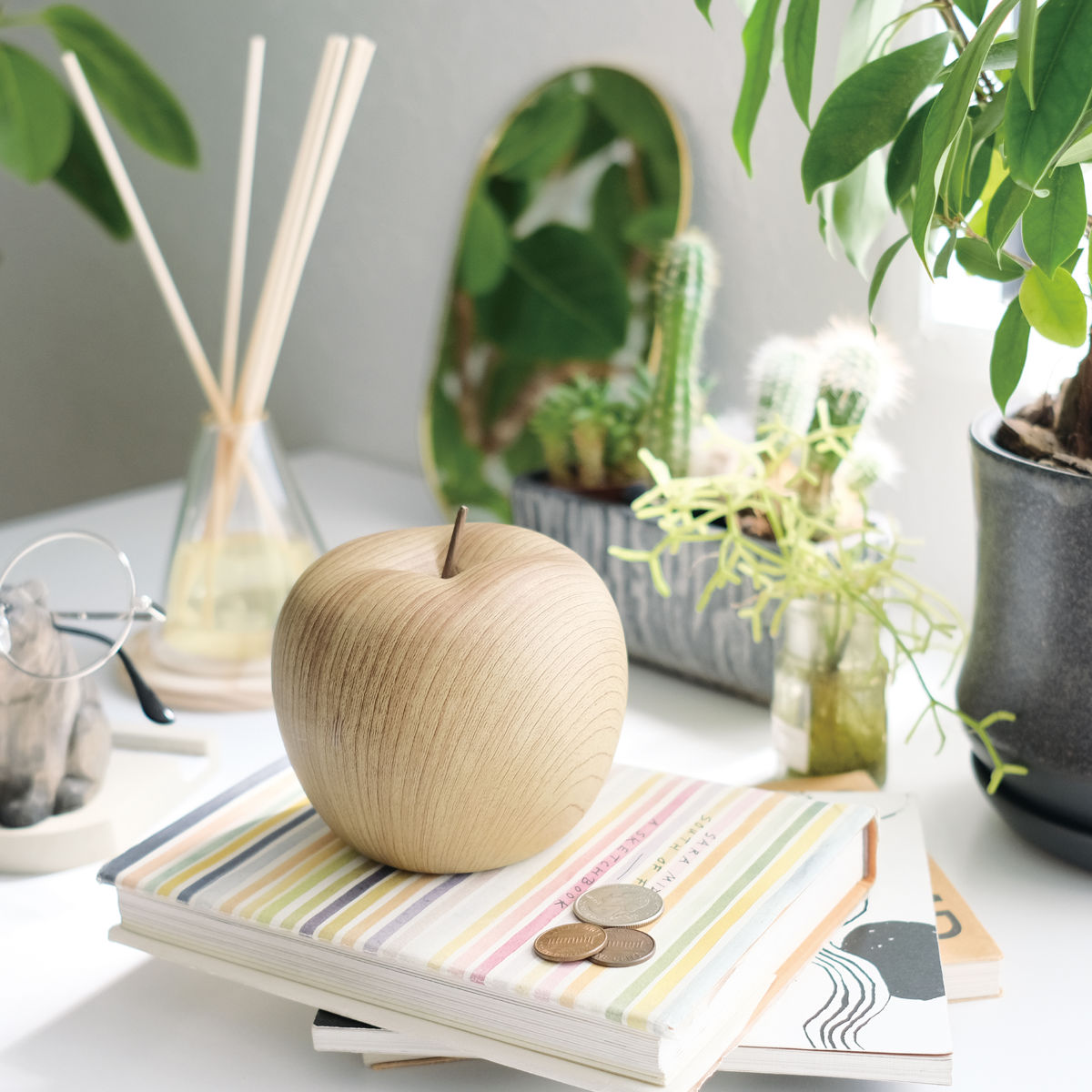 楽天市場】オブジェ 北欧風木調マネーバンク 陶器 （ 貯金箱 マネー