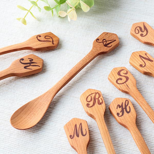 楽天市場】スプーン 14cm アルファベットスプーン 天然木 木製
