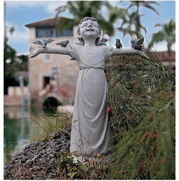 楽天市場】西洋彫刻 神の栄光の光を浴びながら両手を広げる少女彫像