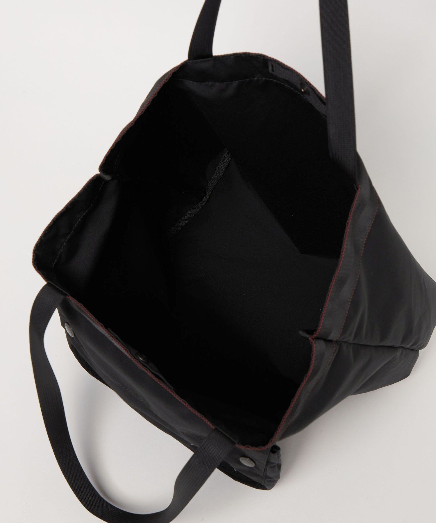 ユナイテッドアローズとバブアーとブリーフィングがコラボしたビデイル