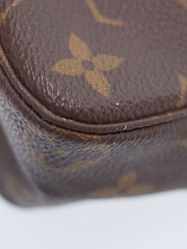 LOUIS VUITTON】ルイヴィトン『モノグラム トゥルース トワレット23