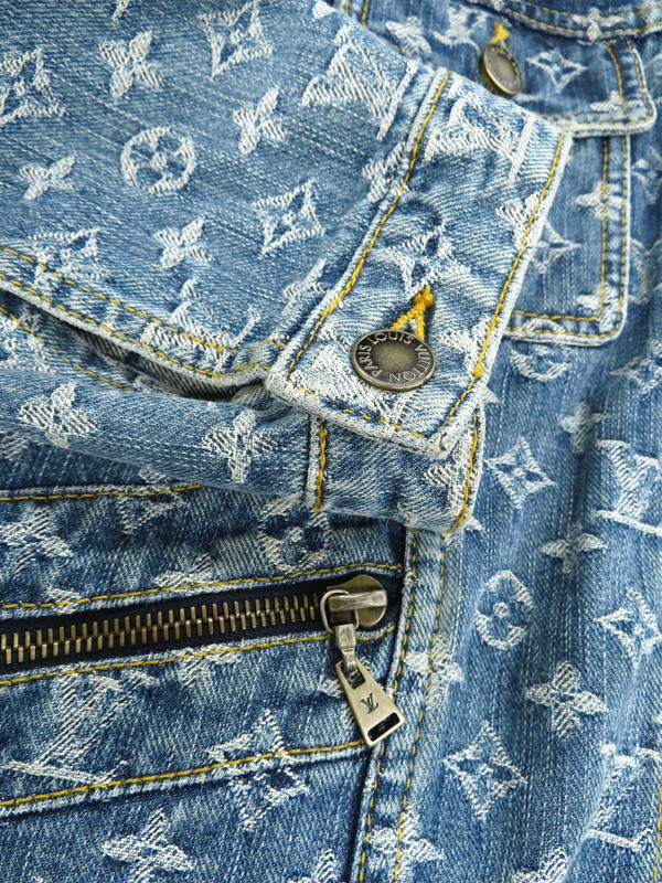 Louis Vuitton】【モノグラム】【イタリア製】【アウター】ルイ