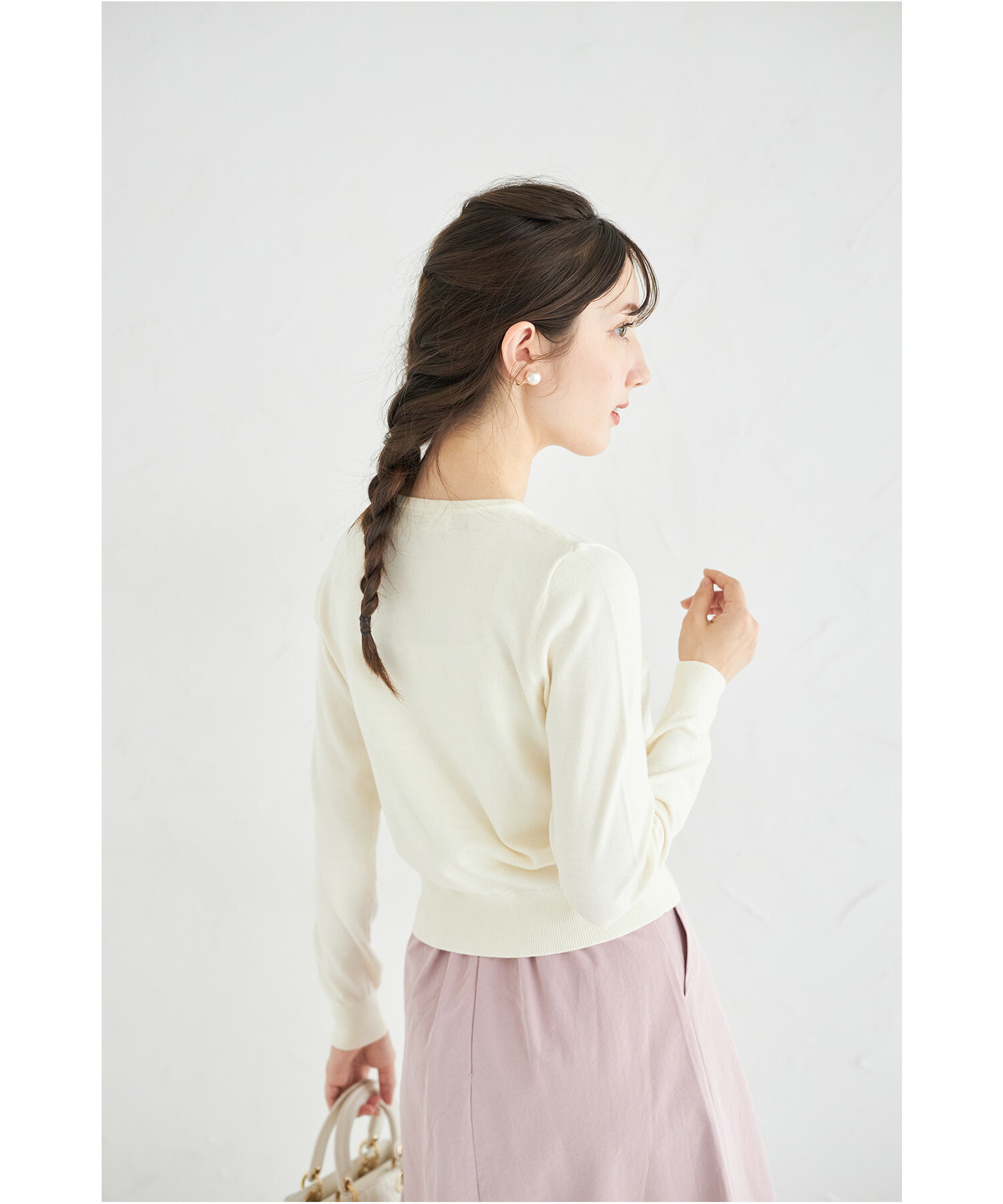 吸湿発熱＆しっとり保湿シアバター加工♪フラワー釦ニットカーディガン