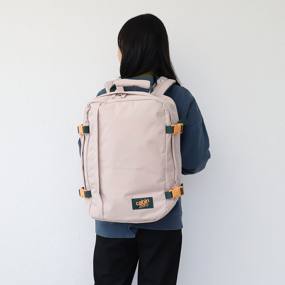 CABINZERO クラシック36L バックパック | TOZAI NANBOKUYA