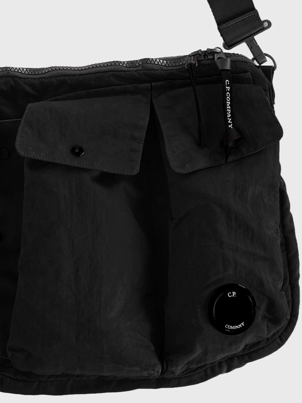 C.P. COMPANY - NYLON B UTILITY PACK ゴーグルバッグ | 4.444glad