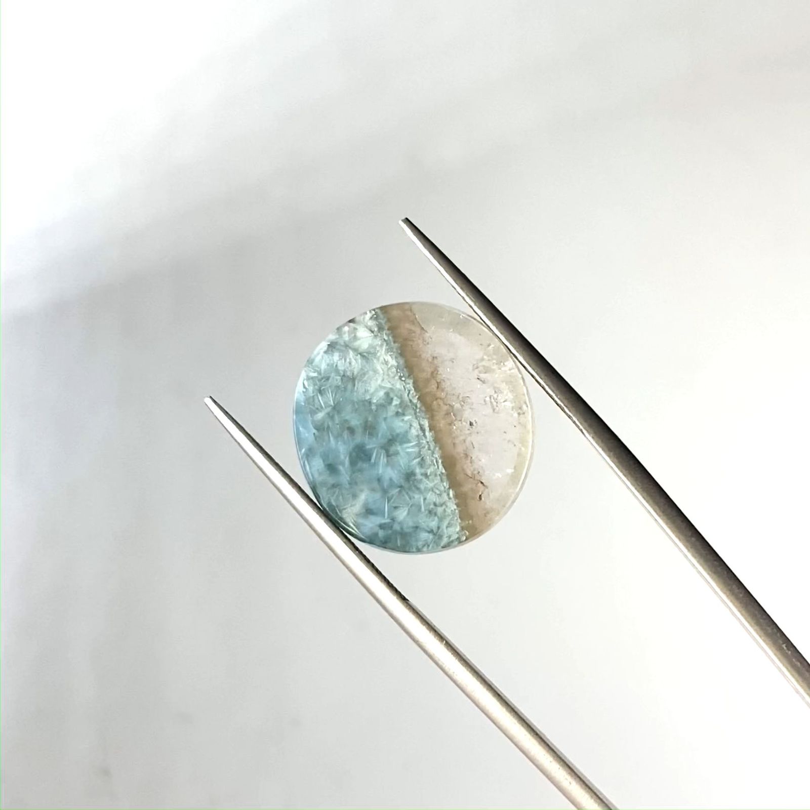 パライバクォーツ(宝石名ギラライト イン クォーツ) ブラジル産 11.90