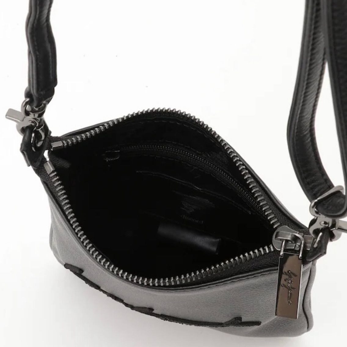 discord Yohji Yamamoto - 【再販売通知受付可能】YYサコッシュ_S