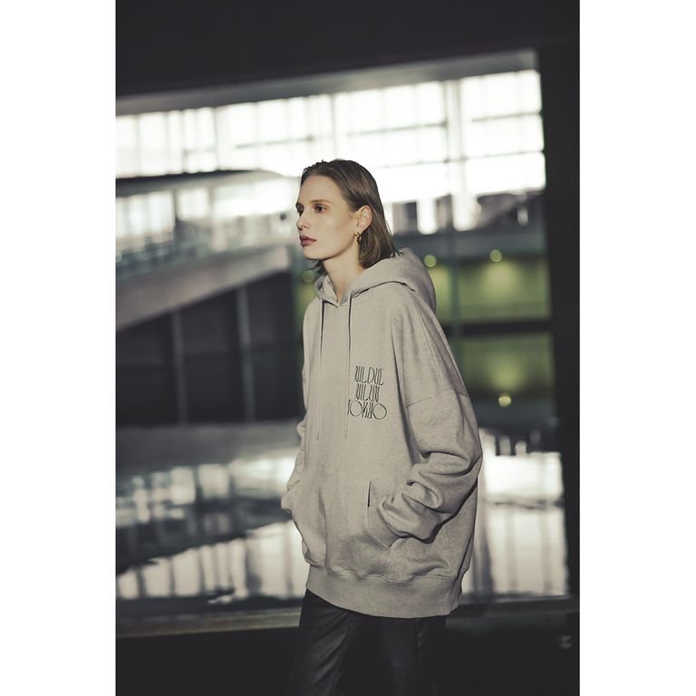 NIL DUE / NIL UN TOKYO - 【残りわずか】Embroidery Flower Hoodie