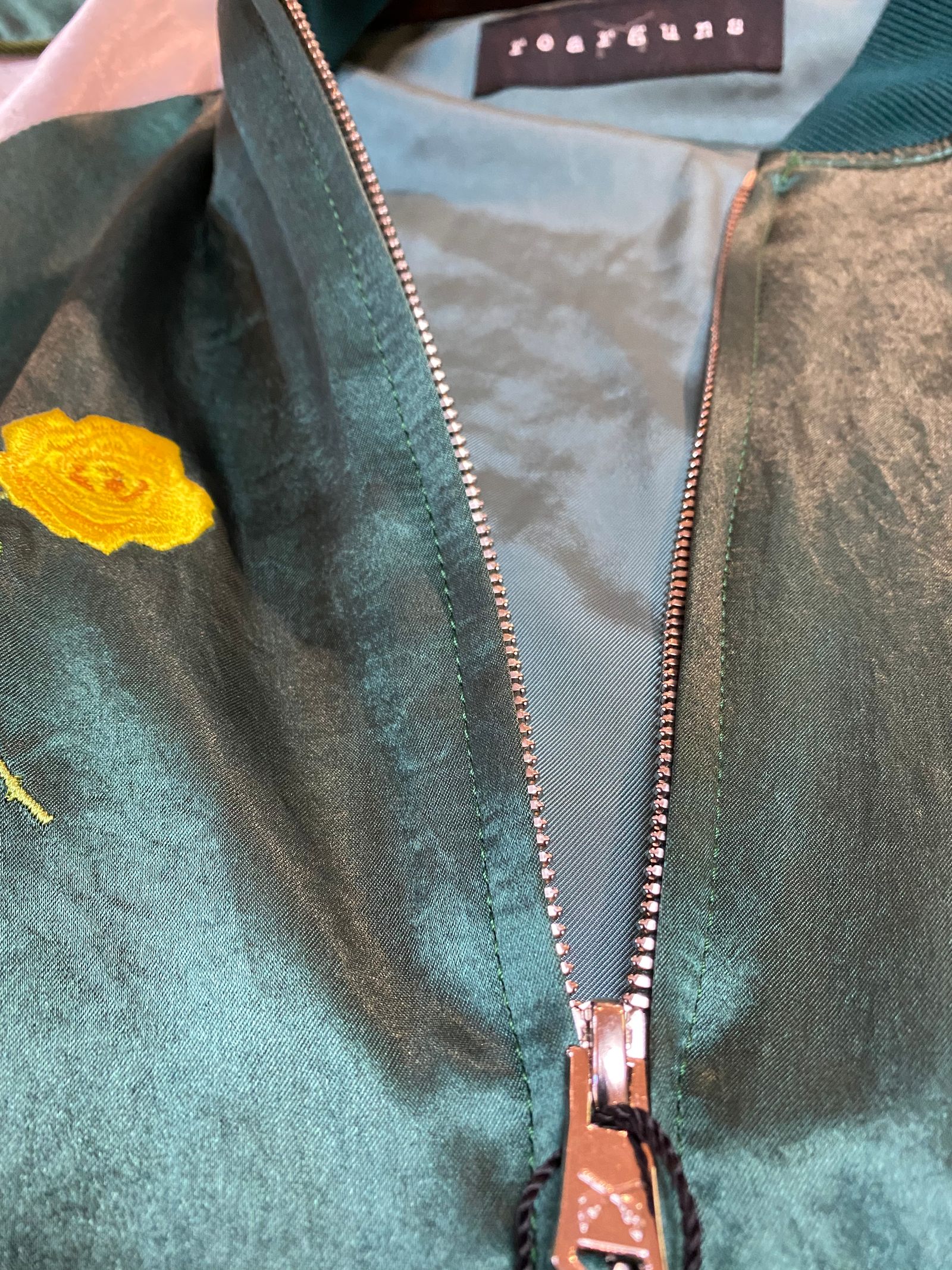 roarguns - スカジャン[23SGB-01] ROSE EMB SATIN JKTグリーン